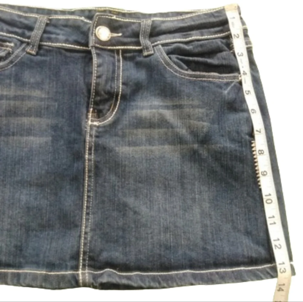 Decoded Junior Denim Mini Skirt Dark Wash Size 9 - Distressed Contrast Stitch